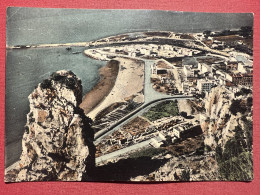 Cartolina - Terracina ( Latina ) - Spiaggia Levante Con Pisco Montano - 1958 - Latina
