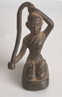 Antique Et Rare Amulette / Statuette De Mae Per - Bronze - Thailande, 19ème Siècle - Art Asiatique