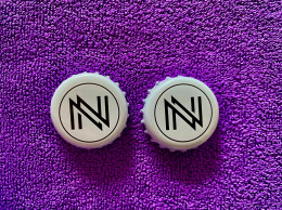 Set Of 2 Local Beer Tops - Neocallitropsis - N-C - Bier