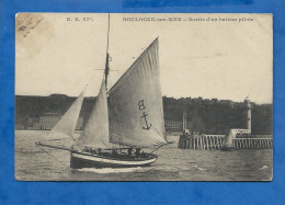 CPA - 62 - Boulogne-sur-Mer - Sortie D'un Bateau Pilote - Circulée En 191? - Boulogne Sur Mer