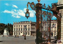 54 - Nancy - La Place Stanislas - Statue De Stanislas Leczinsky - Grilles En Fer Forgé De Jean Lamour - CPM - Voir Scans - Nancy