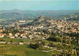 43 - Le Puy En Velay - Vue Générale - Rocher D'Aiguilhe - Rocher Corneille - Cathédrale - A L'horizon Le Massif Du Meyga - Le Puy En Velay