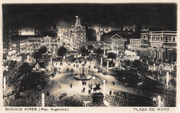 CPA ARGENTINE / BUENOS AIRES / PLAZA DE MAYO / ILUMINACION DE NOCHE - Argentina