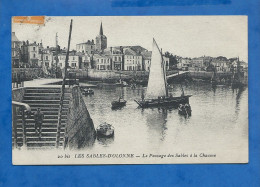 CPA - 85 - Les Sables-d'Olonne - Le Passage Des Sables à La Chaume - Animée - Circulée En 1922 - Sables D'Olonne