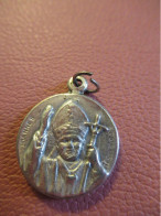 Médaille Religieuse Ancienne/ Jean-Paul II/ Joanes-Paulus II/ St Pierre De Rome/ Fin- XXème    MDR40 - Religión & Esoterismo
