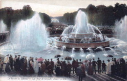 78 - Yvelines -  VERSAILLES - Le Parc - Bassin De Latone - Un Jour De Grandes Eaux - Versailles (Kasteel)