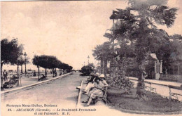 33 - Gironde -  ARCACHON -   Boulevard Promenade Et Ses Palmiers - Arcachon