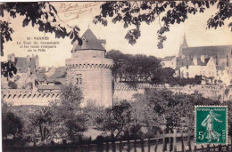 56 - Morbihan -  VANNES -  La Tour Du Connetable Et Les Vieux Remparts De La Ville - Vannes