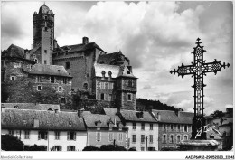 AAIP6-12-0498 - ESTAING - Vue Sur Le Chateau En Premier Plan La Magnifique-Croix Du Pont D'Estaing - Other & Unclassified