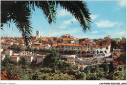 AAOP3-06-0249 - VENCE - Vue Sur La Vieille Ville Et Ses Remparts - Vence