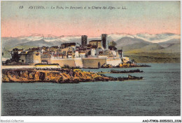 AAOP7-06-0552 - ANTIBES - La Ville Les Remparts Et La Chaines Des Alpes - Antibes - Les Remparts