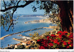 ABTP9-06-0783 - MENTON - Vue Sur Le Nouveau Port Au Fond De La Vieille Ville Et Le Cap Martin - Menton