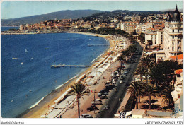 ABTP7-06-0579 - CANNES - Vue Generale Sur Le Boulevard De La Croisette Et Le Suquet - Cannes