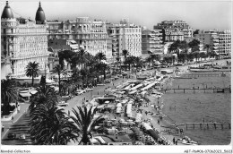 ABTP6-06-0490 - CANNES - La Croisette - La Plage Et Les Hotels - Cannes