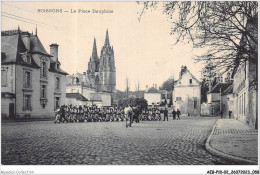 AEBP10-02-0915 - SOISSONS - La Place Dauphine - Soissons