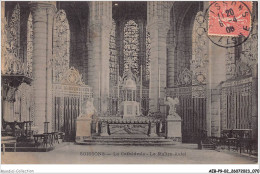 AEBP9-02-0812 - SOISSONS - La Cathédrale - Le Maître-Autel - Soissons