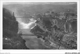 AFBP2-01-0222 - GENISSIAT -  Vue L'ava Du Barrage Ensemble Des Instalations Et Déversoir Rive Droite - Génissiat