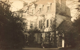 Le Moustoir * RARE Carte Photo * Les Paquerettes * Manoir Villa Château * Enfant - Andere & Zonder Classificatie