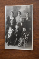 F2079 Photo Romania Family Two Generations - Photographs