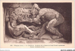 AGAP2-10-0156 - TROYES - La Cathédrale - Sculpture De La Galerie Du Grand Portail Représentant Samson Terrassant Un Lion - Troyes