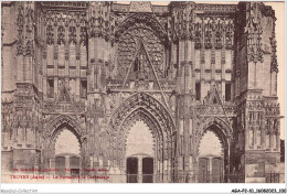 AGAP2-10-0142 - TROYES - Le Portail De La Cathédrale  - Troyes