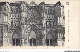 AGAP2-10-0134 - TROYES - Cathédrale St-pierre - Façade Ouest  - Troyes