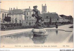 AGAP1-10-0083 - TROYES - Square De La Préfecture - Le Rap Par Suchetet - Troyes