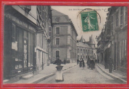 Carte Postale 18. Bourges  Rue Du Paradis   Très Beau Plan - Bourges