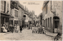 CPA 58 - VARZY (Nièvre) - Rue Delangle (côté Des Promenades) - Très Animée - Other & Unclassified