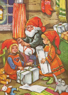 PAPÁ NOEL NAVIDAD Fiesta Vintage Tarjeta Postal CPSM #PAK934.ES - Santa Claus
