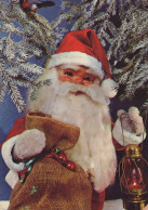 PÈRE NOËL NOËL Fêtes Voeux Vintage Carte Postale CPSM #PAK029.FR - Santa Claus
