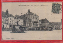 Carte Postale 28. Nogent-le-Rotrou  Place Du Marché Et Hôtel De Ville   Très Beau Plan - Nogent Le Rotrou