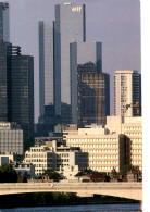 92 LA DEFENSE /  LA TOUR ELF  SIEGE DU GROUPE ELF AQUITAINE - La Defense