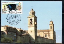 ITALIA REPUBBLICA ITALY REPUBLIC 1989 IL LAVORO ITALIANO PER IL MONDO FISARMONICA LIRE 450 CARTOLINA MAXI MAXIMUM CARD - Cartoline Maximum