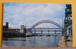 (NEW2) NEWCASTLE UPON TYNE - THE RIVER TYNE AND THREE BRIDGES  - VIAGGIATA 1960 - Newcastle-upon-Tyne