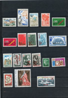 REUNION 406/432 ANNEES 1972 A 1974 LUXE NEUF SANS CHARNIERE - Unused Stamps