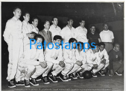 229110 SPORTS BASKET BASKETBALL TEAM IN URUGUAY SELECCION 15.5 X 11.5 CM PHOTO NO POSTAL POSTCARD - Basket-ball