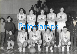 229115 SPORTS BASKET BASKETBALL TEAM JUGADORES GRAL SAN MARTIN IN ARGENTINA SAN LUIS 17 X 11 CM PHOTO NO POSTAL POSTCARD - Pallacanestro