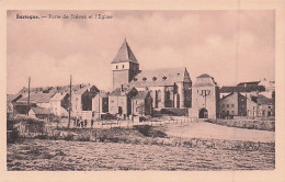 Bastogne - Porte De Treves Et L'église - Bastenaken