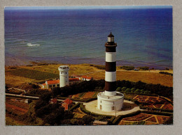 A0113} Frankreich - AK :  Leuchtturm  Ile Dóreron - Lighthouses