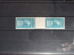 Italia (MNH=**) - 1946-60: Mint/hinged