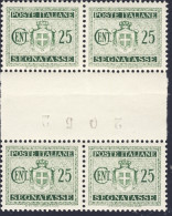 1945-Italia (MNH=**) Quartina Segnatasse 25c.verde Senza Filigrana Con Interspaz - Neufs