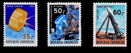 1972-Indonesia (MNH=**) Serie 3 Valori Satellite Allunaggio Razzo - Indonesien