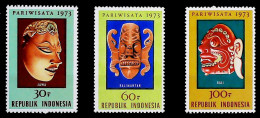 1973-Indonesia (MNH=**) Serie 3 Valori Folklore Pariwisata Turismo - Indonesia