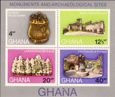 1970-Ghana (MNH=**) Foglietto S.4v."Monumenti,archeologia"cat.Yvert Euro 10 - Ghana (1957-...)