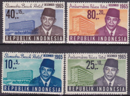 1965-Indonesia (MNH=**) S.4v."hotel Turistici,presidente Sukarno" - Indonesië