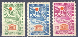 1966-Guinea (MNH=**) S.3v."anniversario Idrogeologico,Unesco" - Guinée (1958-...)