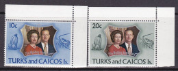 1972-Turks Et Caicos (MNH=**) S.2v."25 Anniversario Nozze D'argento Elisabetta I - Turks E Caicos