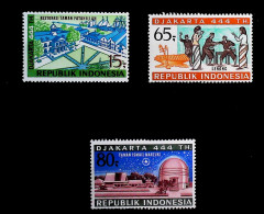 1971-Indonesia (MNH=**) Serie 3 Valori Osservatorio Edificio Lotta - Indonesia