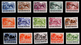 1956-Indonesia (MNH=**) Serie 15 Valori Rinoceronte Bufalo Lontra - Indonesia